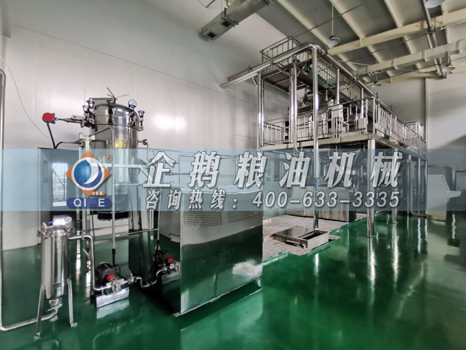 企鵝牌茶籽油雙螺桿榨油機(jī),用心制造獲得客戶認(rèn)可(圖4) 企鵝牌茶籽油雙螺桿榨油機(jī),用心制造獲得客戶認(rèn)可(圖4)